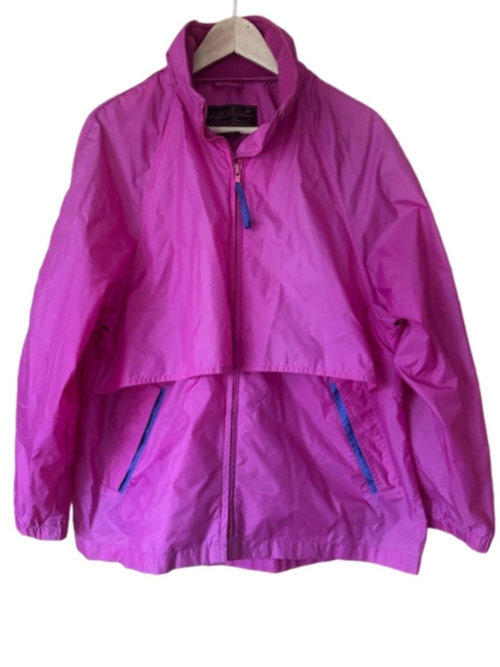 Eddie Bauer Vented Hot Pink Rain Jacket women’s size large